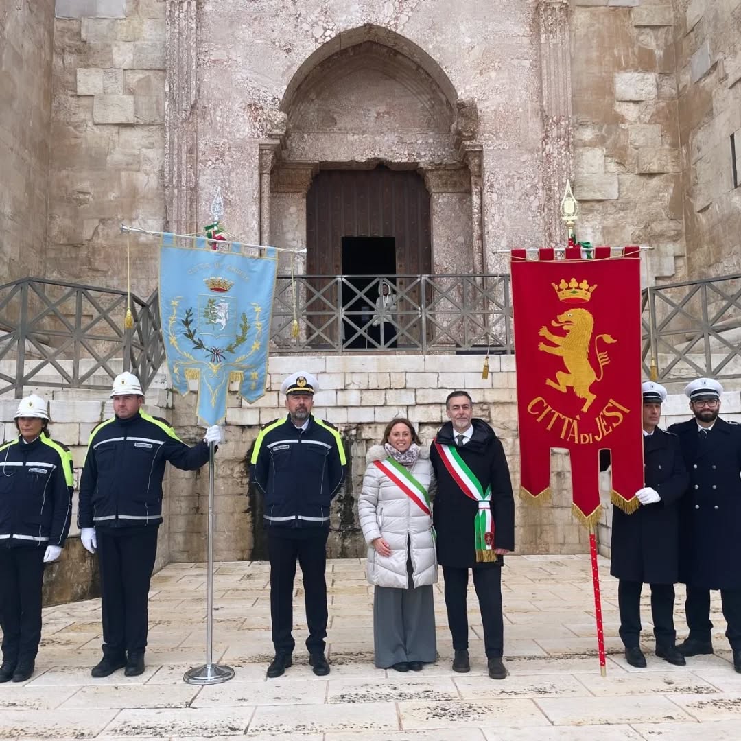 Un momento della cerimonia Un momento della cerimonia